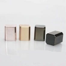 Screw Square Plastic Nail Polish Bottle Cap, 