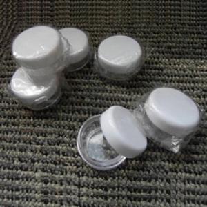 도매 플라스틱 용기 미니 화장품 포장 항아리 무료 샘플