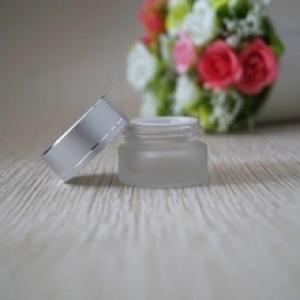 Großhandel Mini-Make-up-Behälter 5ml schwarz Glas mit schwarzem Plastikdeckel