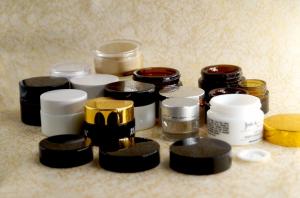 Wholesale mini makeup container 5ml black jar with black plastic top